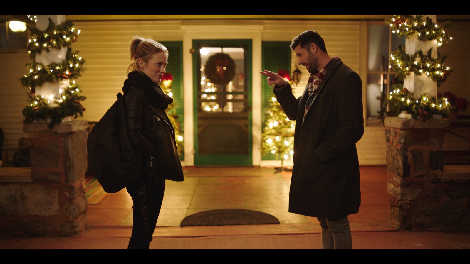Still from CHRISTMAS IN MISTLETOE